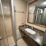 Hotel Aven *