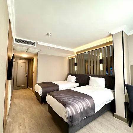 Aven Hotel