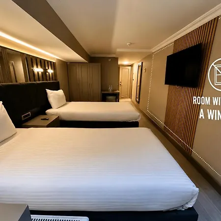 Aven Hotel *